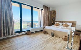 Bliss Residence - Mamaia Nord